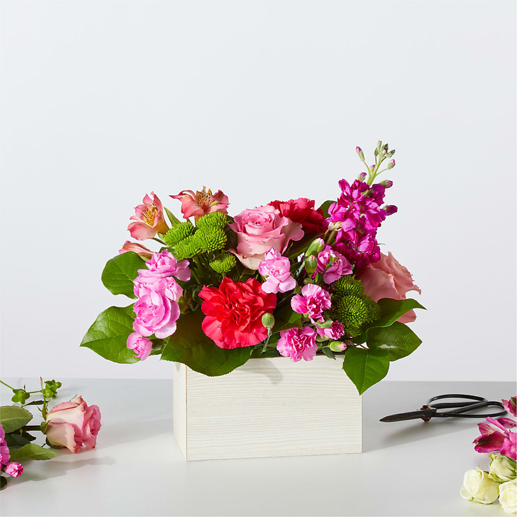 Sweetberry Box – A Florist Original – Rainbow Floral, Lacey WA